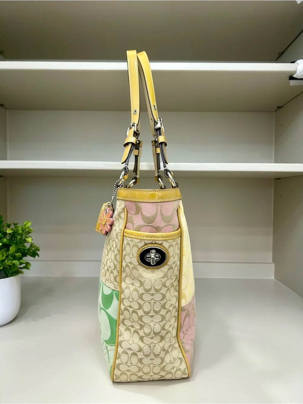 Coach Spring Y2K Signature Pastel Patchwork Turnlock Gallery Tote Shoulder Bag